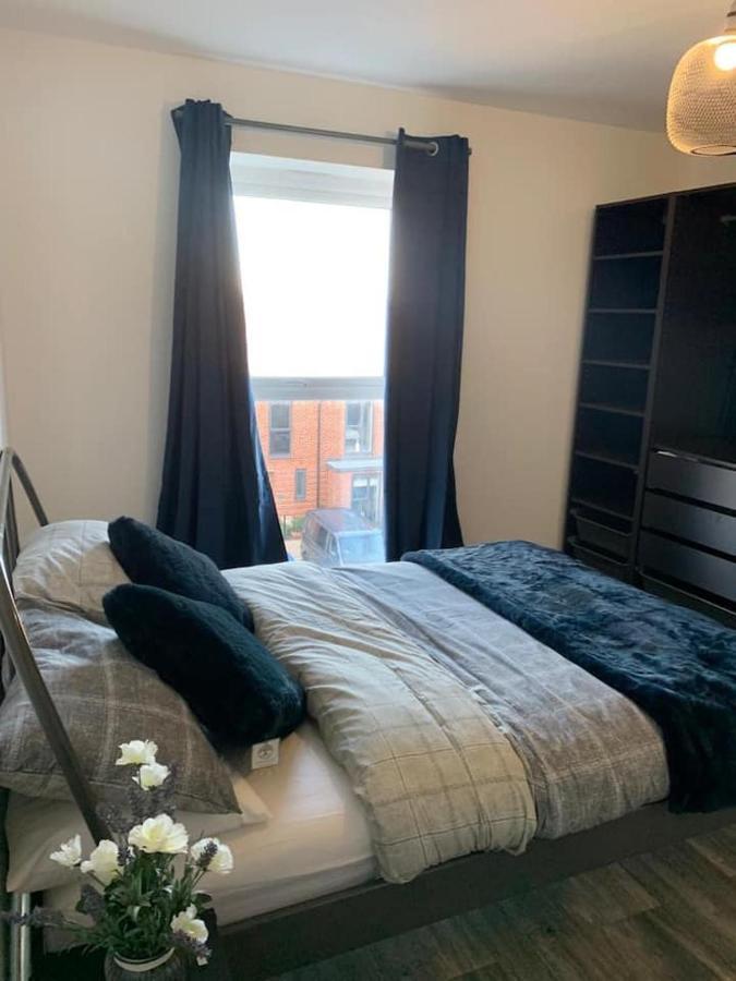 Lovely 1-Bed Serviced Apartment With Free Parking West Thurrock Exteriör bild